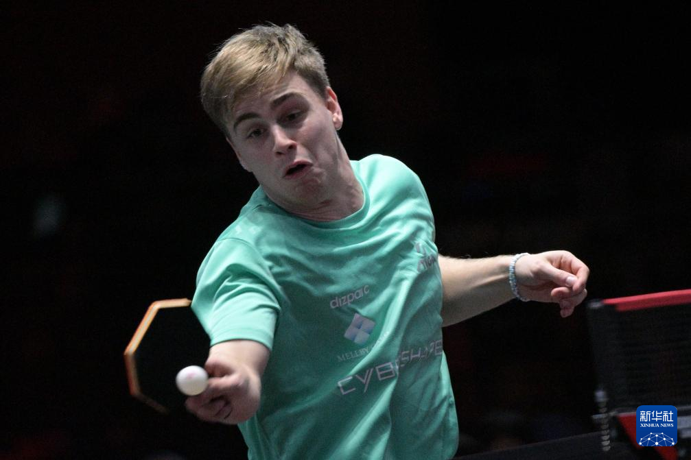 者带来了持 者带来了持