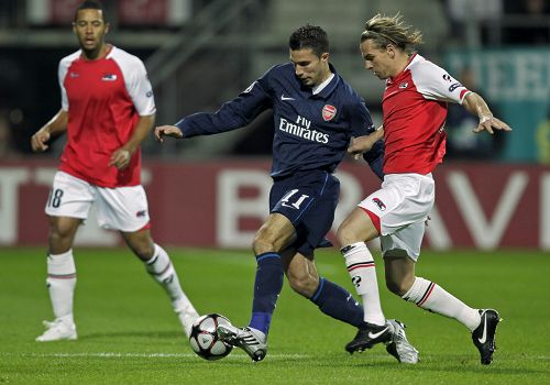 他偏向以技 他偏向以技