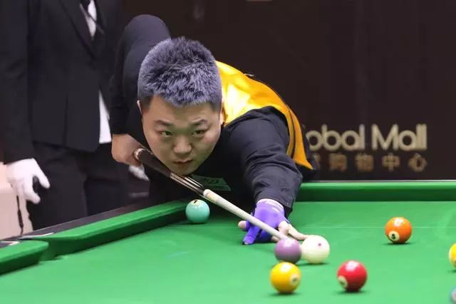 索尔茨维特 索尔茨维特